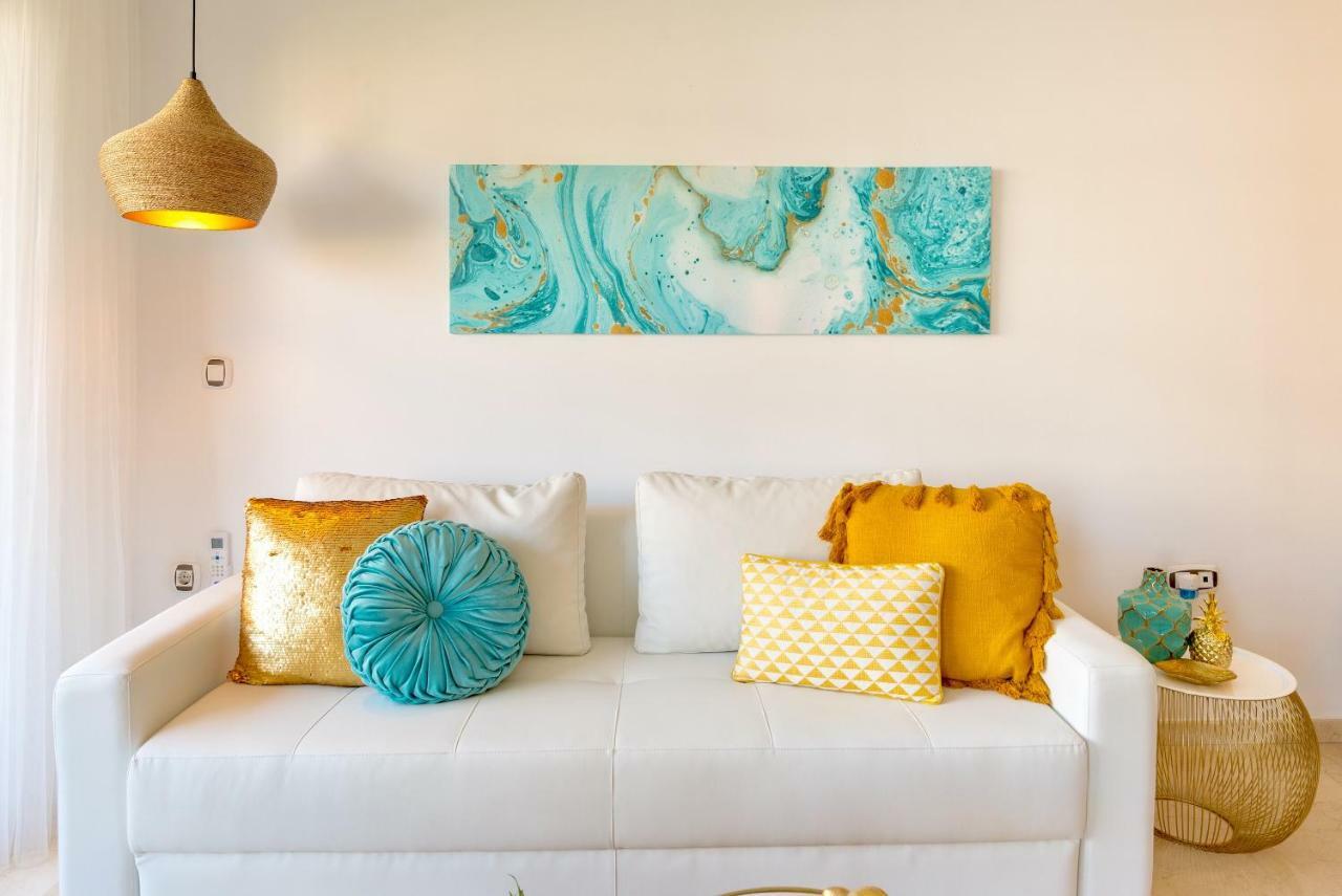 Charming Apartment On The Beach - Pool And Parking Malaga Ngoại thất bức ảnh